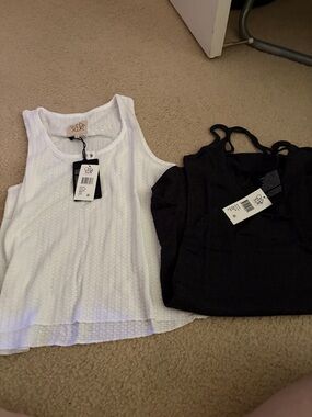 Chaser Women’s Ribbed Tank Top - White and Black